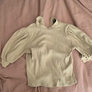 Forever 21 crop top **MISSING BUTTONS** discounted
